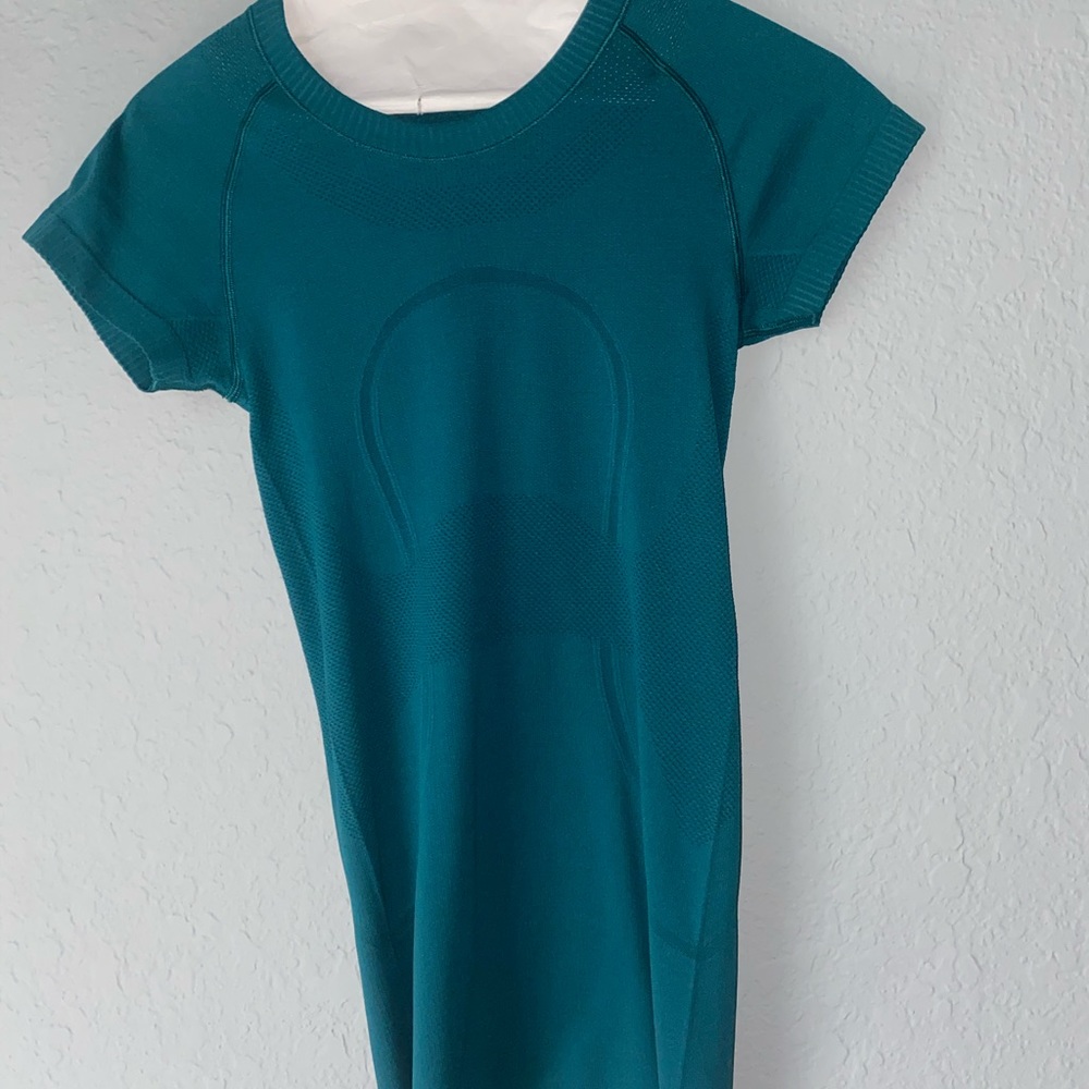 Lululemon Swiftly Top